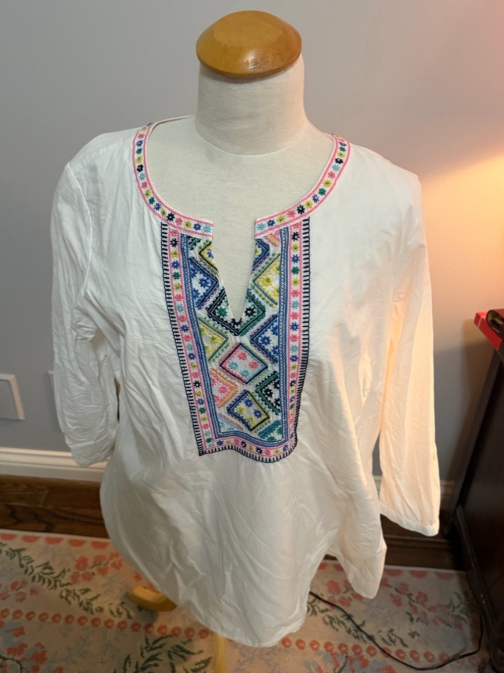 Talbots White Tunic with Multicolor Embroidered Bib